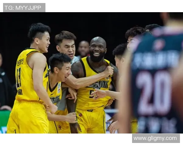 深圳篮球队战术变革引发热议新策略如何重塑球队竞争力